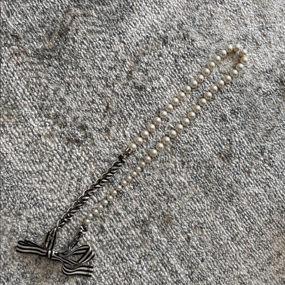 Henri Bendel pearl necklace - Picture 4 of 7